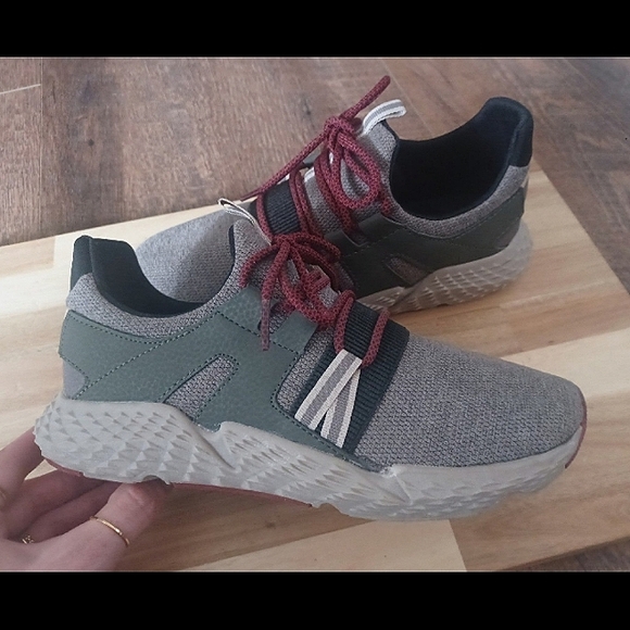 Kids Casual Athletic Sneakers - Picture 2 of 12